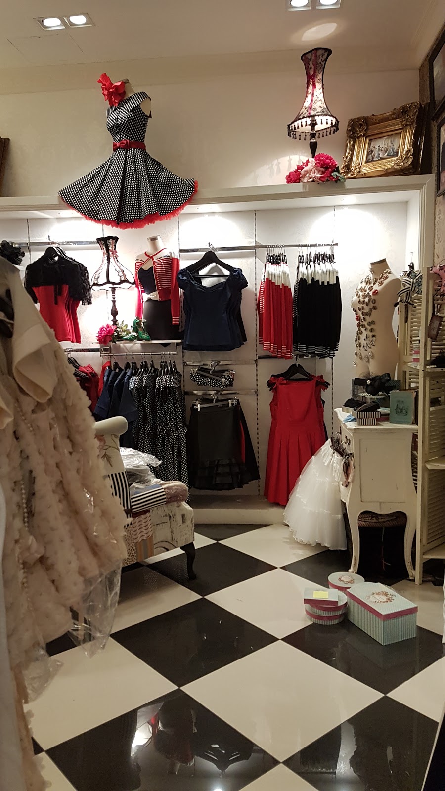 Kitten DAmour | clothing store | 546/1 Anderson St, Chatswood NSW 2067, Australia | 0294111053 OR +61 2 9411 1053