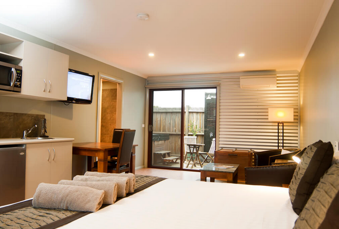 Bairnsdale Motel | lodging | 42 Great Alpine Rd, Lucknow VIC 3875, Australia | 0351521933 OR +61 3 5152 1933