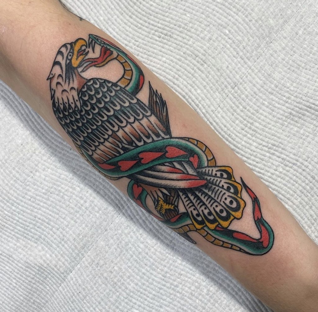 Classic Tattoo Shellharbour | 16 Addison St, Shellharbour NSW 2529, Australia | Phone: (02) 4296 0592