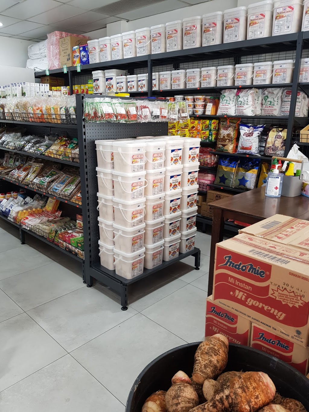 Island Food Convenience store Co. | store | 81 South St, Granville NSW 2142, Australia | 0296824418 OR +61 2 9682 4418