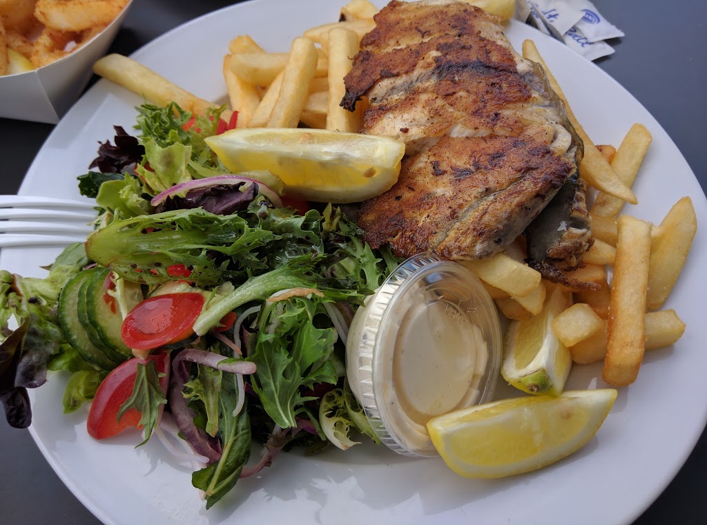 Fishy Fishy | restaurant | 3/80-84 Ballina St, Lennox Head NSW 2478, Australia | 0266875599 OR +61 2 6687 5599
