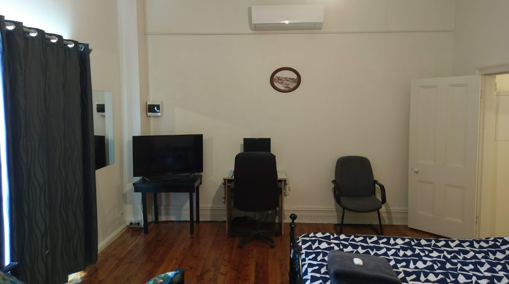 Neds Studio Apartment | 40 Jerilderie St, Jerilderie NSW 2716, Australia | Phone: 0428 344 747