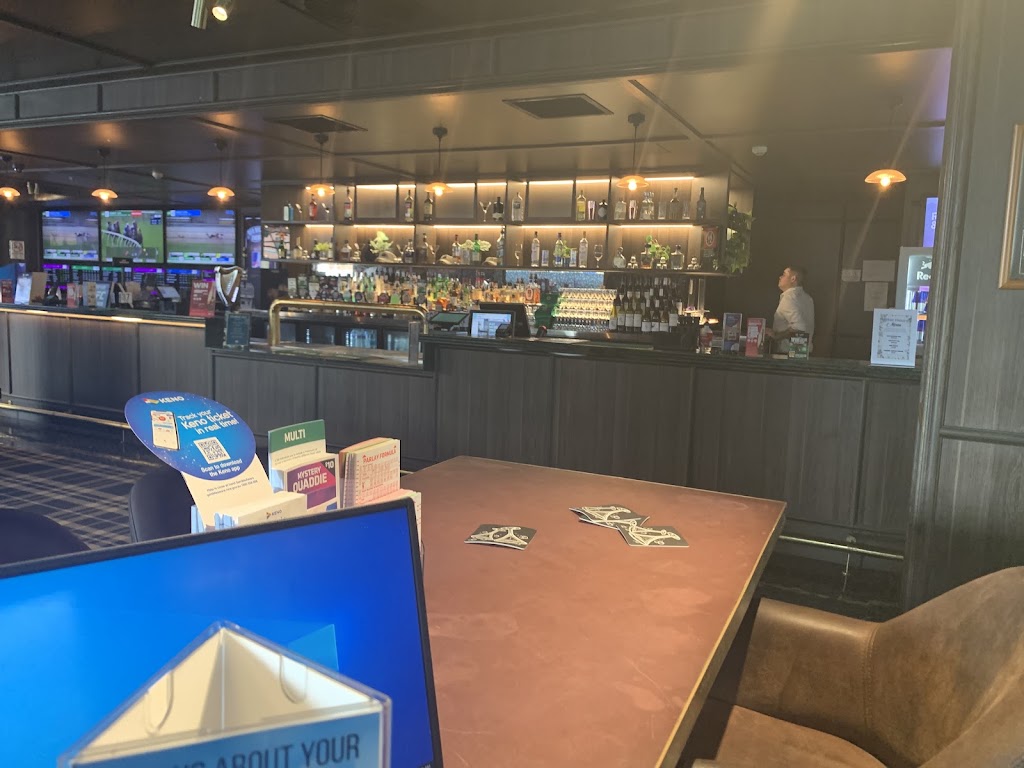 Hurlstone Park Hotel | 590 New Canterbury Rd, Hurlstone Park NSW 2193, Australia | Phone: (02) 8355 5460