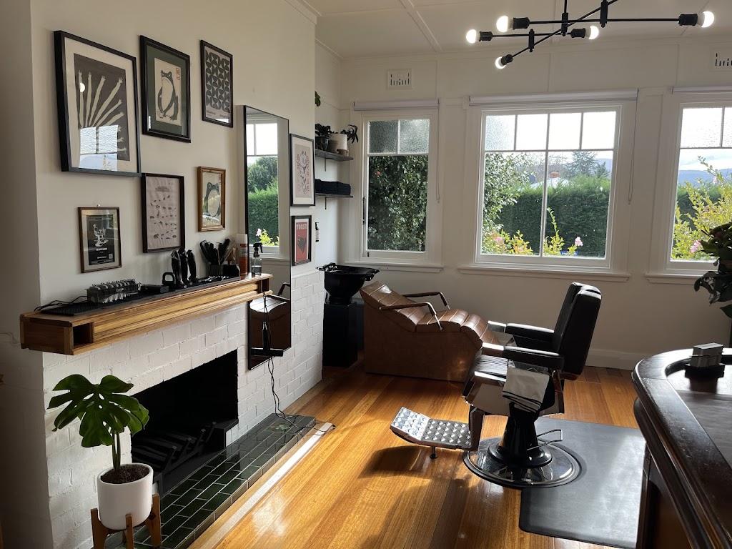 The Arktic Barber | Walton House, 2720 Huon Hwy, Huonville TAS 7109, Australia | Phone: 0493 976 998