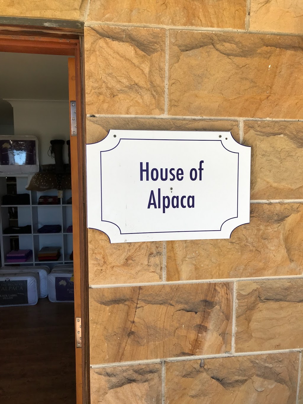 The House of Alpaca |  | 6 Sowerby St, Goulburn NSW 2580, Australia | 0409986235 OR +61 409 986 235