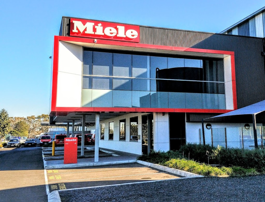 Miele Clearance Centre | home goods store | 77 Atlantic Drive, Cnr. Atlantic Drive & Artic Drive Keysborough., Miele Unboxed is a further 400 m, Keysborough VIC 3173, Australia | 1300841554 OR +61 1300 841 554