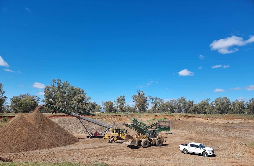 Marheine Haulage & Earthmoving | 138 New England Hwy, Willow Tree NSW 2339, Australia | Phone: 0429 274 471