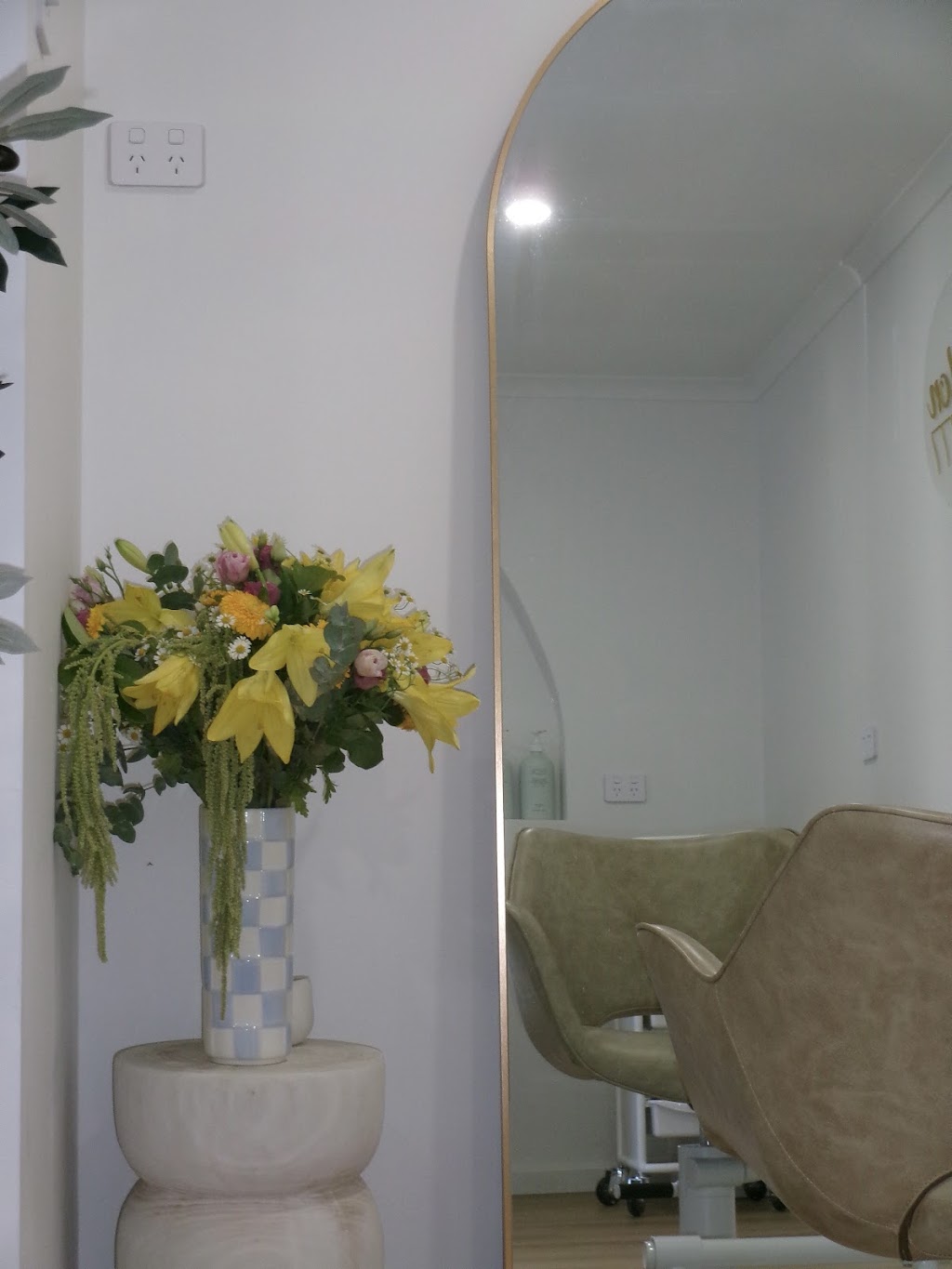 SALON 777 | Roberts Parade, Hawkesbury Heights NSW 2777, Australia | Phone: 0477 739 316