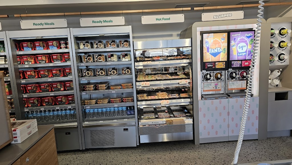 7-Eleven | Black Forest Rd, Mambourin VIC 3024, Australia | Phone: (03) 9742 3101