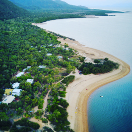 Pacos Beach Hut | lodging | 782 W Point Rd, West Point QLD 4819, Australia | 0412285787 OR +61 412 285 787