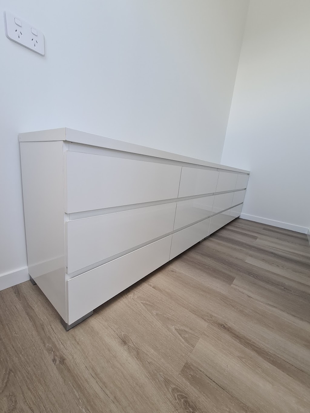 Hire A Handy | 48 York Terrace, Bilgola Plateau NSW 2107, Australia | Phone: 0434 455 516
