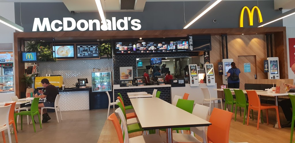 McDonalds BP Logan Motorway | cafe | 92 Radius Dr, Larapinta QLD 4110, Australia | 0732760305 OR +61 7 3276 0305