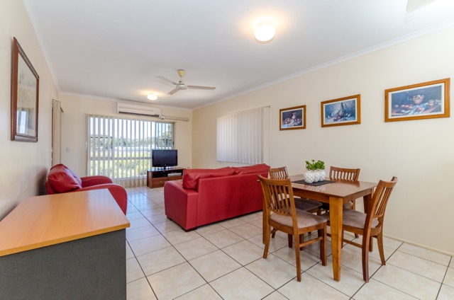 Como Apartments | lodging | 2 Railway St, Gladstone Central QLD 4680, Australia | 1300684499 OR +61 1300 684 499