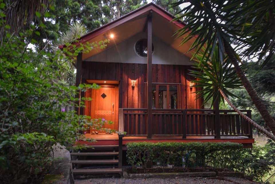 Cottage in the Woods (formerly King Ludwig’s Cottage) | lodging | 103 Obi Vale, North Maleny QLD 4552, Australia | 0457999411 OR +61 457 999 411