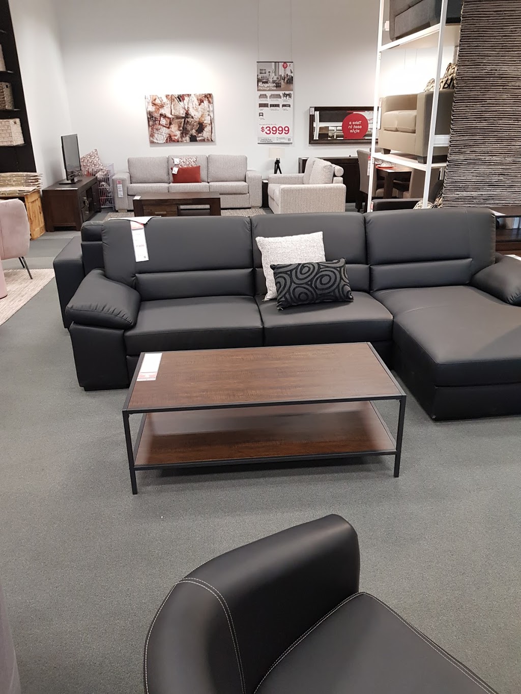 Fantastic Furniture | 143 Gladstone Rd, Allenstown QLD 4700, Australia | Phone: (07) 4922 0250