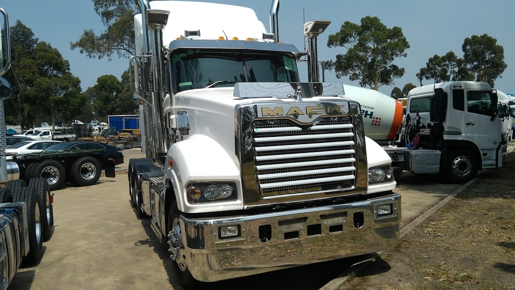 CMV Truck & Bus Dandenong | car repair | 77/79 Princes Hwy, Dandenong South VIC 3175, Australia | 0393718800 OR +61 3 9371 8800