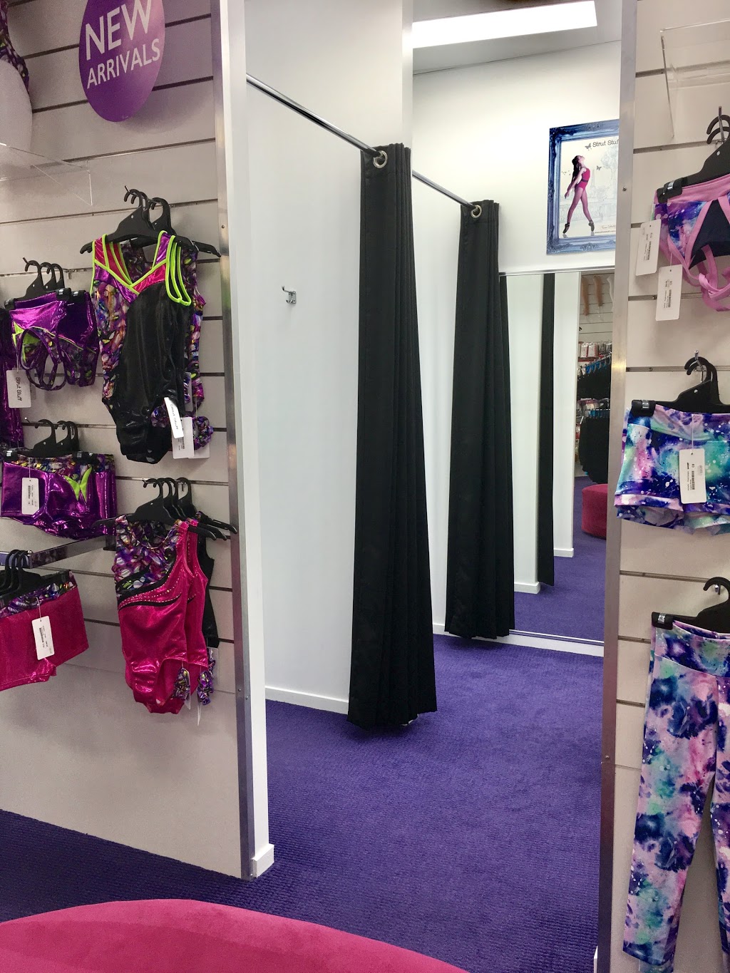 Dance & Play | store | 6/23 Discovery Dr, North Lakes QLD 4509, Australia | 0734824992 OR +61 7 3482 4992