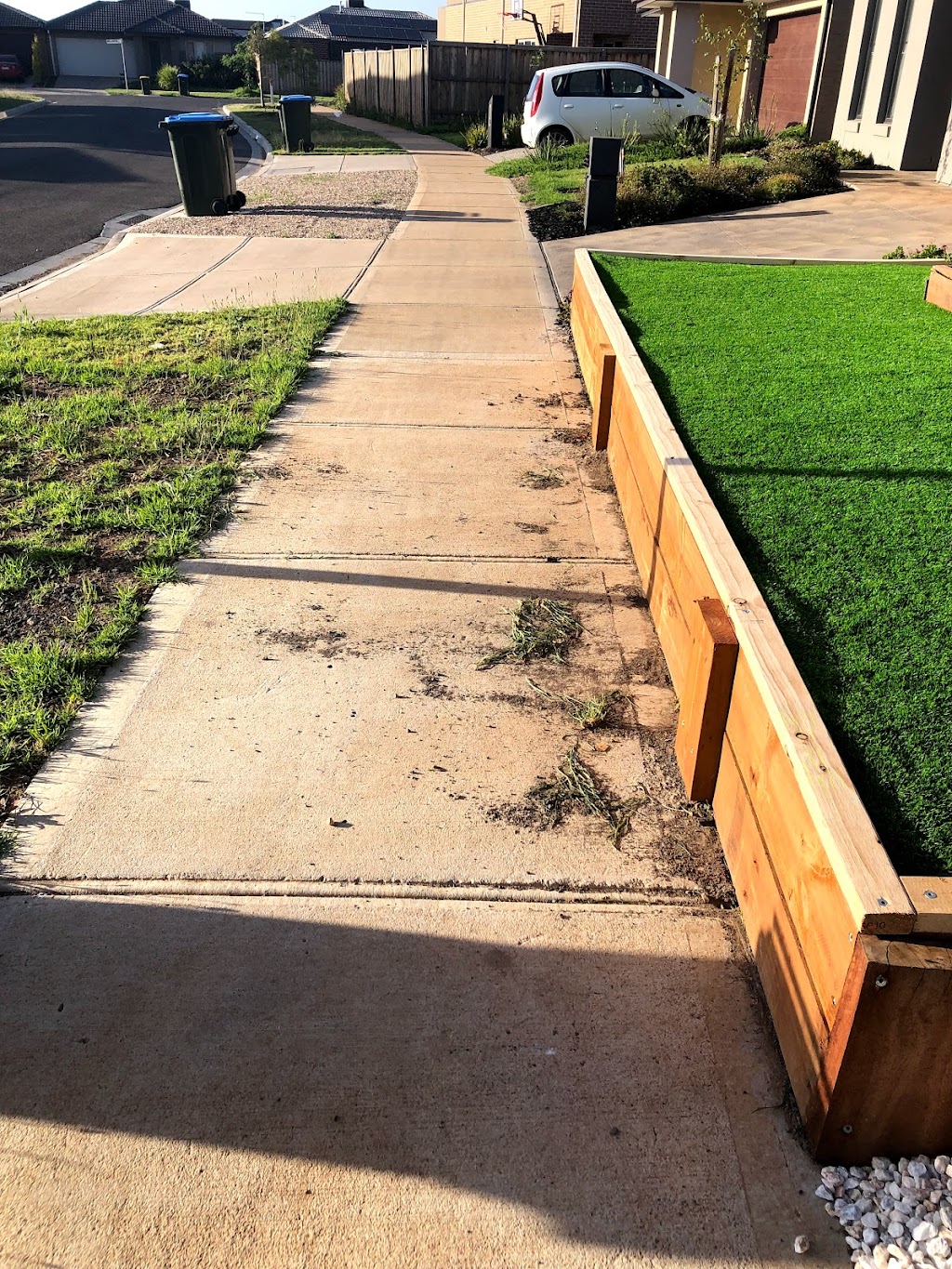 Yoga Fencing and Landscaping | general contractor | 1/26 Sandford Ave, Sunshine North VIC 3020, Australia | 0449582556 OR +61 449 582 556
