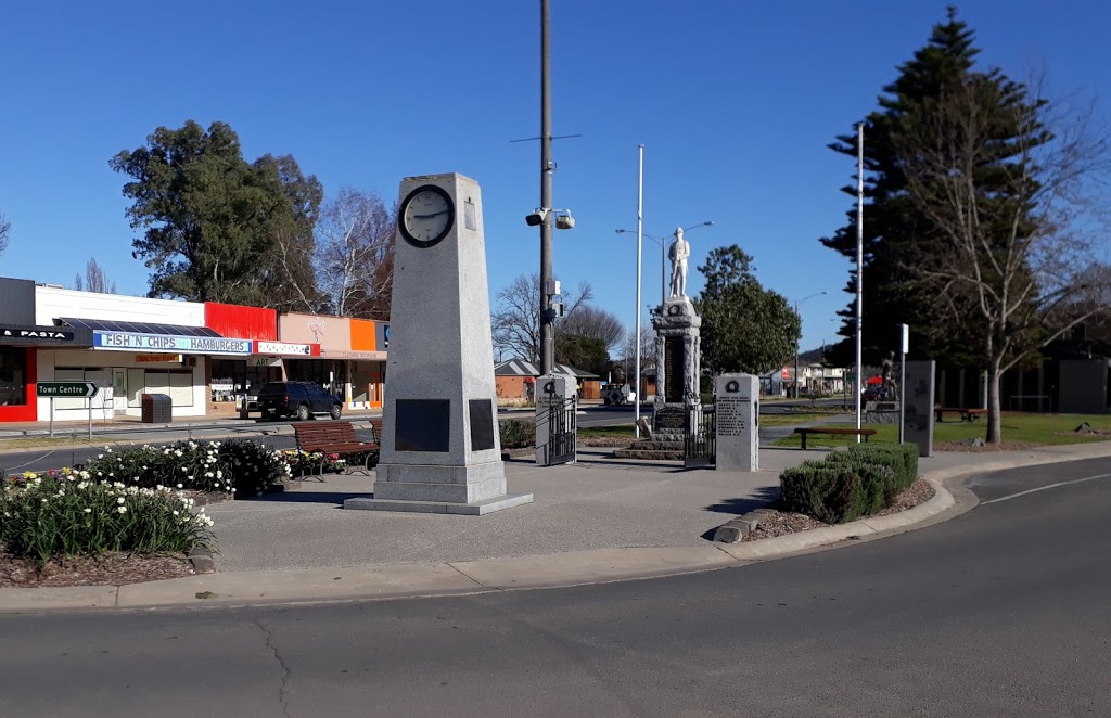 Memorial Square | park | Clyde St, Myrtleford VIC 3737, Australia