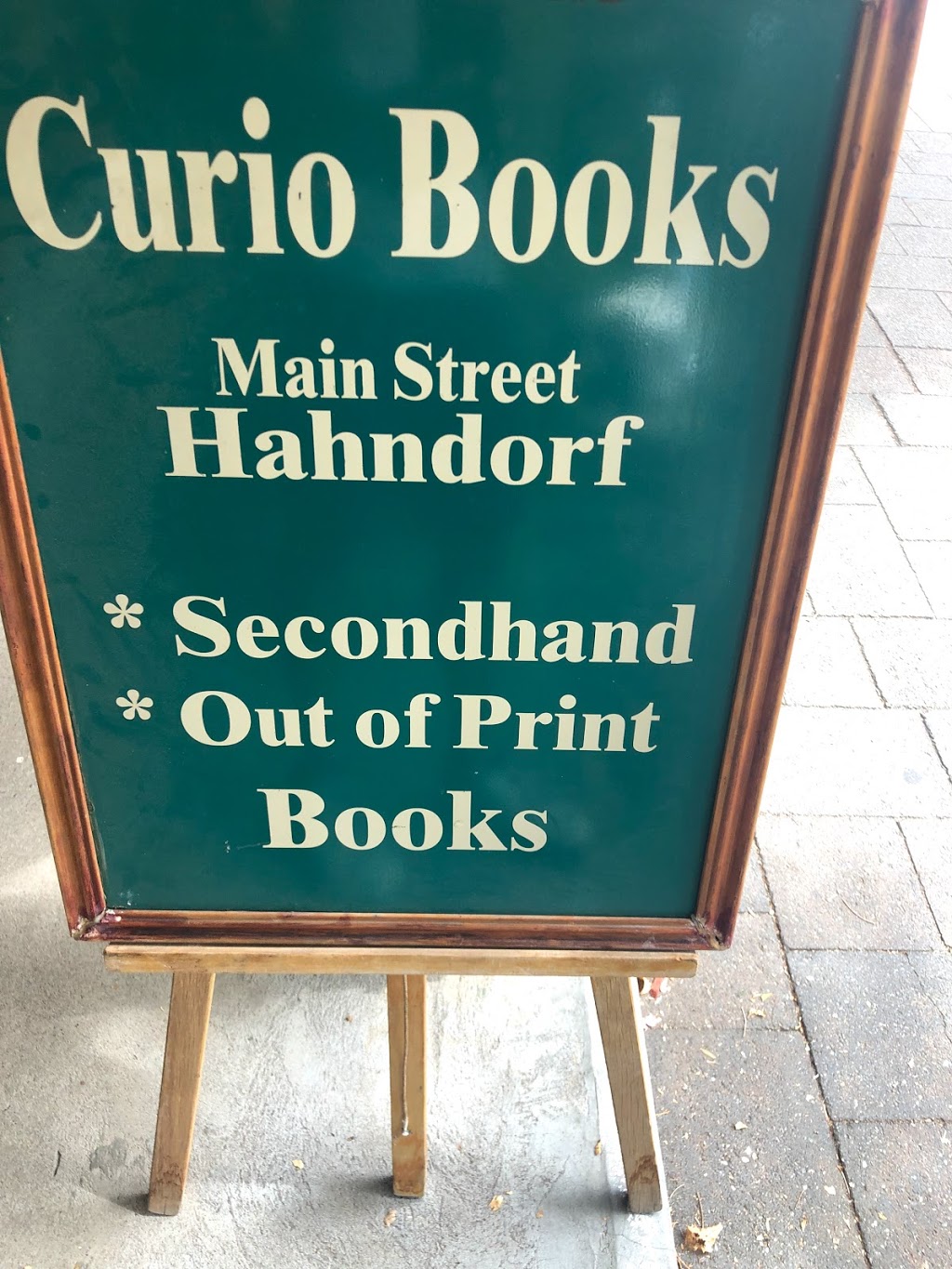 Curio Books | book store | 29 Main Street, Hahndorf SA 5245, Australia | 0883881493 OR +61 8 8388 1493