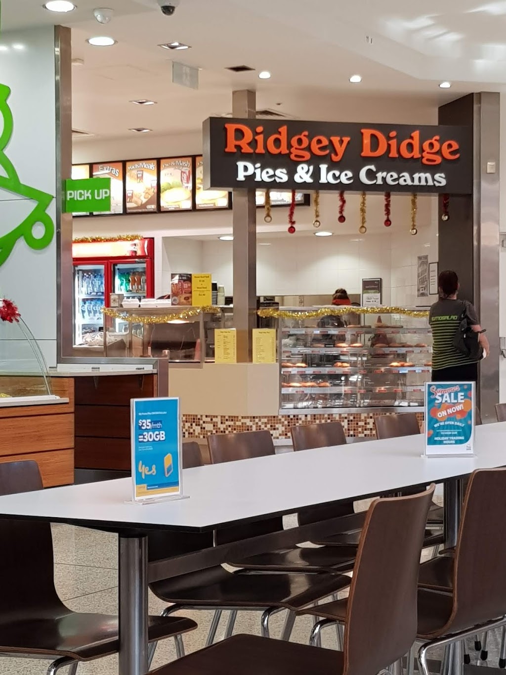 Ridgy Didge Pies | food | Shop 11b, Park Beach Plaza, 150 Pacific Hwy, Coffs Harbour NSW 2450, Australia | 0266515520 OR +61 2 6651 5520