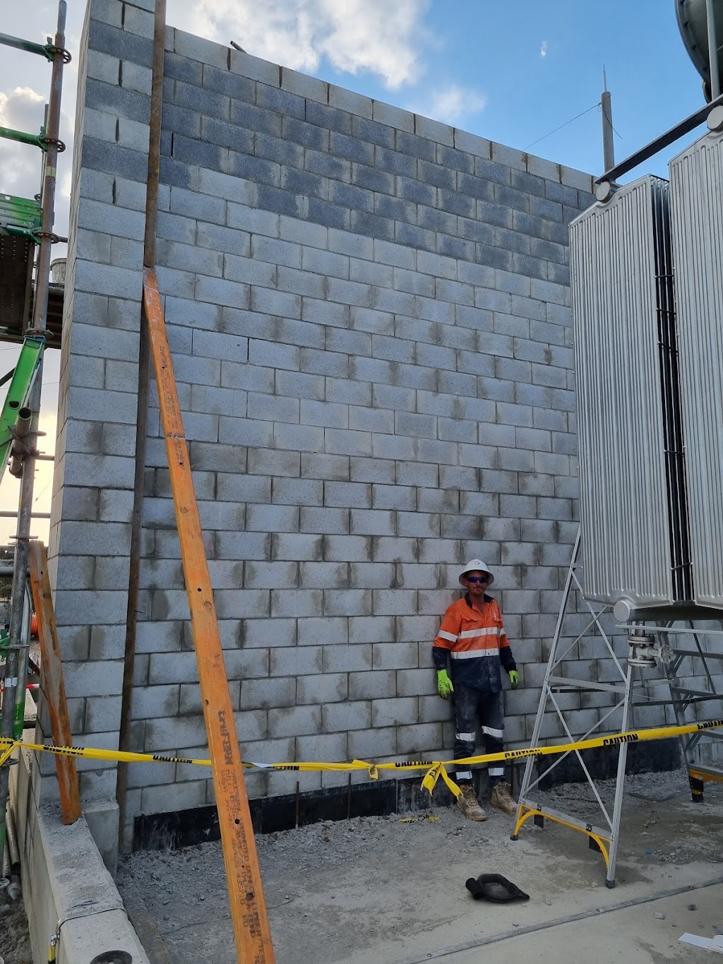 Capital Pro Constructions Pty Ltd | 15 Brahman St, Middlemount QLD 4746, Australia | Phone: 0437 260 793