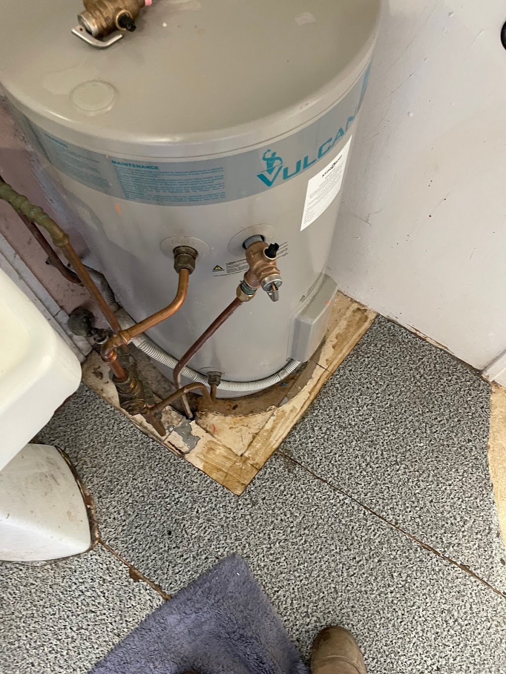 Coastpipes Plumbing | 14 Bolton St, Bateau Bay NSW 2261, Australia | Phone: 0499 210 096