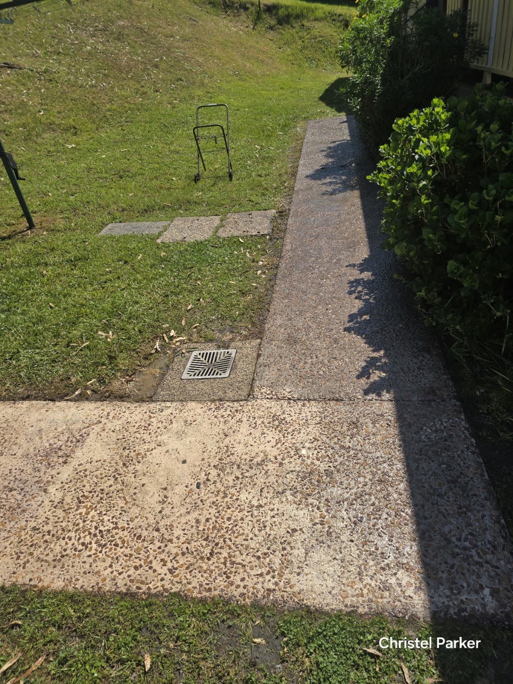 Christel clear lawn service | Unit 2 Karoonda Cl, Rathmines NSW 2283, Australia | Phone: 0431 488 521