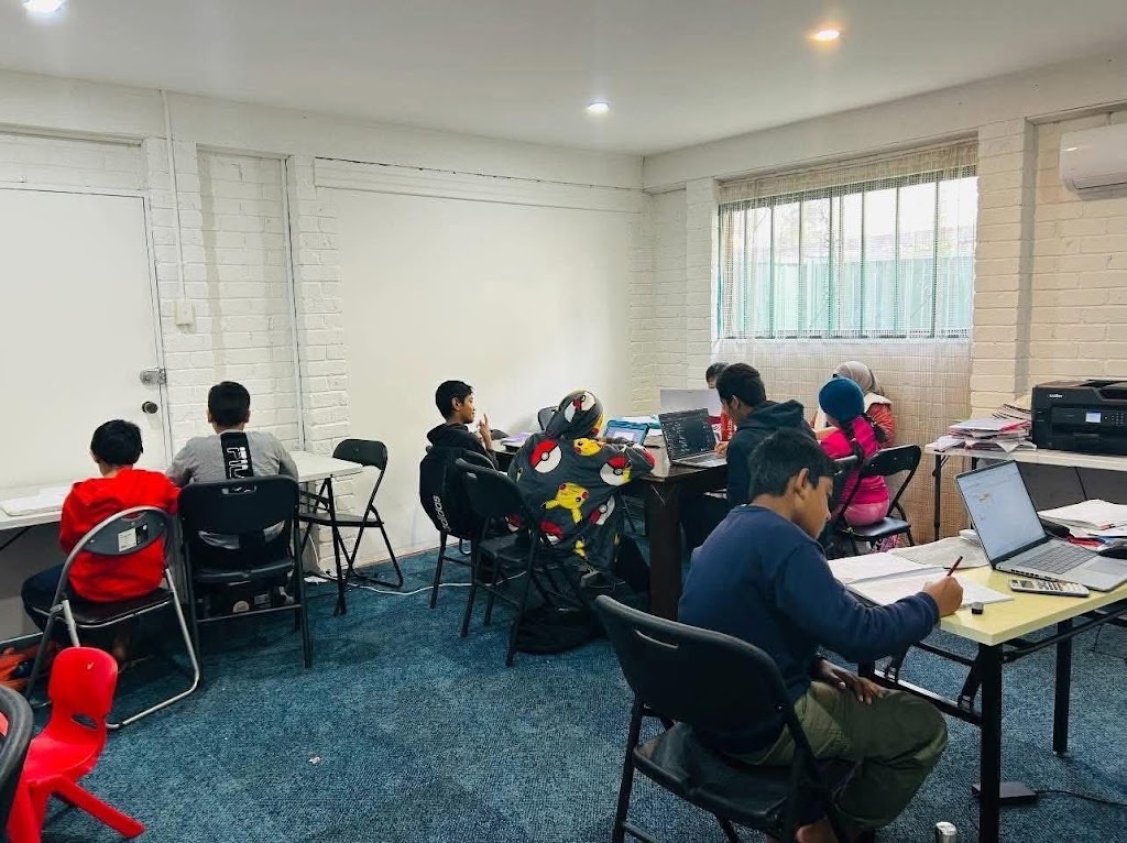 Edu Hub Tutoring | 26 Nelson St, Minto NSW 2566, Australia | Phone: 0420 897 768