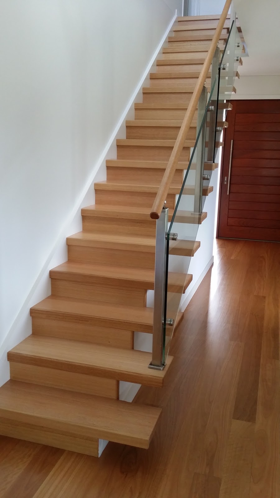 Toowoomba Stairs And Timberwork | general contractor | Unit 17/19 Thackeray St, Rockville QLD 4350, Australia | 0408458027 OR +61 408 458 027