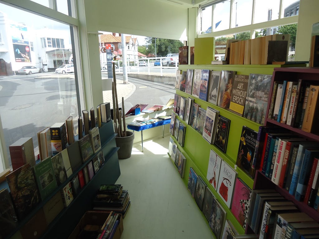 Rapid Eye Books | book store | 62 Sandy Bay Rd, Battery Point TAS 7004, Australia | 0362232400 OR +61 3 6223 2400