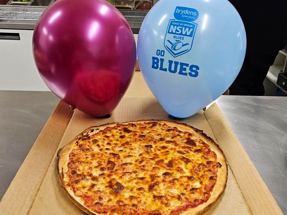 Dough bros pizza lavi | 453 Schaefer St, Lavington NSW 2641, Australia | Phone: (02) 6087 0232