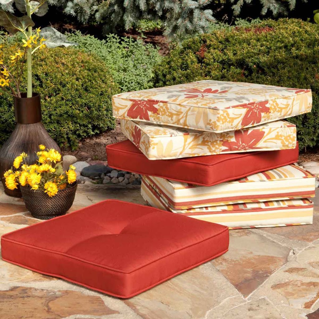 Outdoor Cushions Gold Coast | furniture store | 26 Christine Ave, Miami QLD 4220, Australia | 0417798778 OR +61 417 798 778