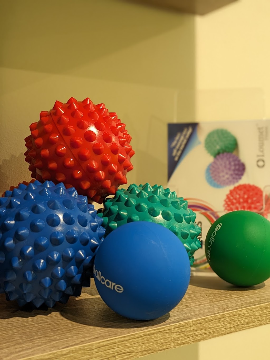 Caitlin Gale Myotherapy | 26 Victoria St, Macedon VIC 3440, Australia | Phone: (03) 9426 3945