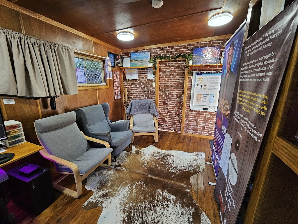 Jaden Boon Stage and Clinical Hypnotist - Hypnotherapy | Shanahan St, Redland Bay QLD 4165, Australia | Phone: 0433 326 072