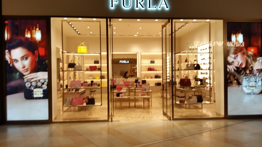 FURLA | TERMINAL 2, SHOP L07, MELBOURNE AIRPORT, MELBOURNE VIC 3045, Australia | Phone: (03) 9334 5514