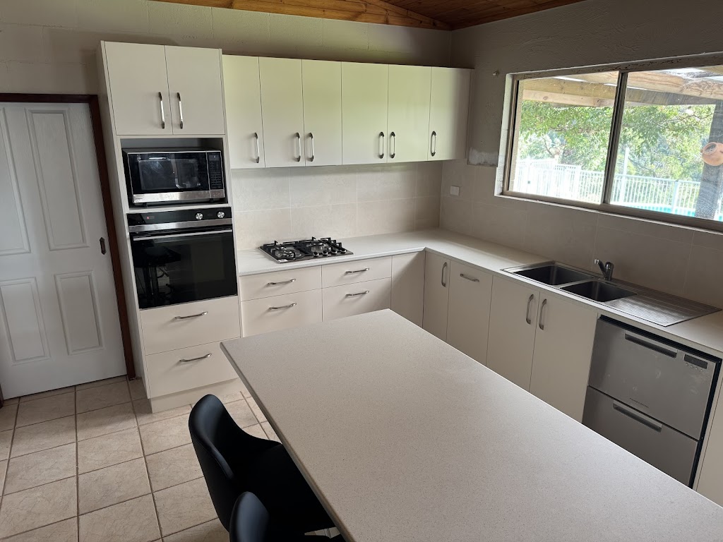 CSL Kitchens and Joinery PTY LTD | 1-3 Coller Rd, Ulladulla NSW 2539, Australia | Phone: (02) 4454 5144