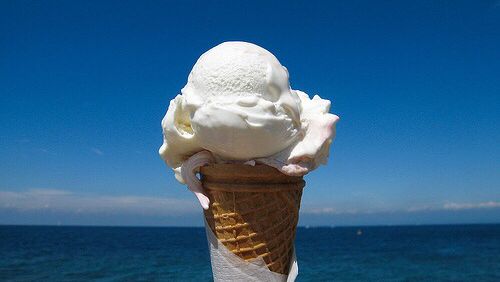 Altona Beach Ice cream | store | 137 Esplanade, Altona VIC 3018, Australia | 0393981444 OR +61 3 9398 1444