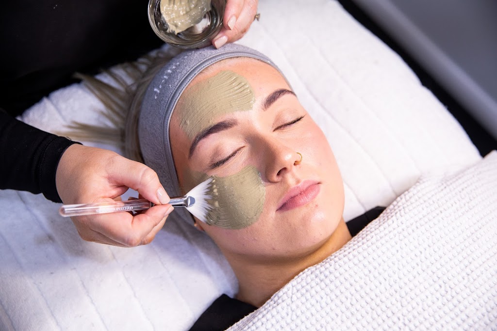 The Brow and Body Bar | beauty salon | 68 Alma St, Maryborough VIC 3465, Australia | 0418150590 OR +61 418 150 590