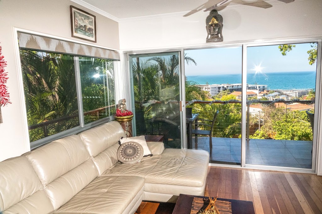 Pet Friendly Holiday House | 16 Santa Monica Ave, Coolum Beach QLD 4573, Australia | Phone: 0404 044 866