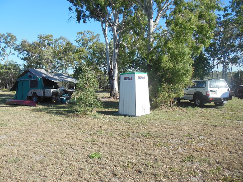 Rocky Point Retreat camp ground | 303 Rocky Point Rd, Winfield QLD 4670, Australia | Phone: (07) 4156 6111