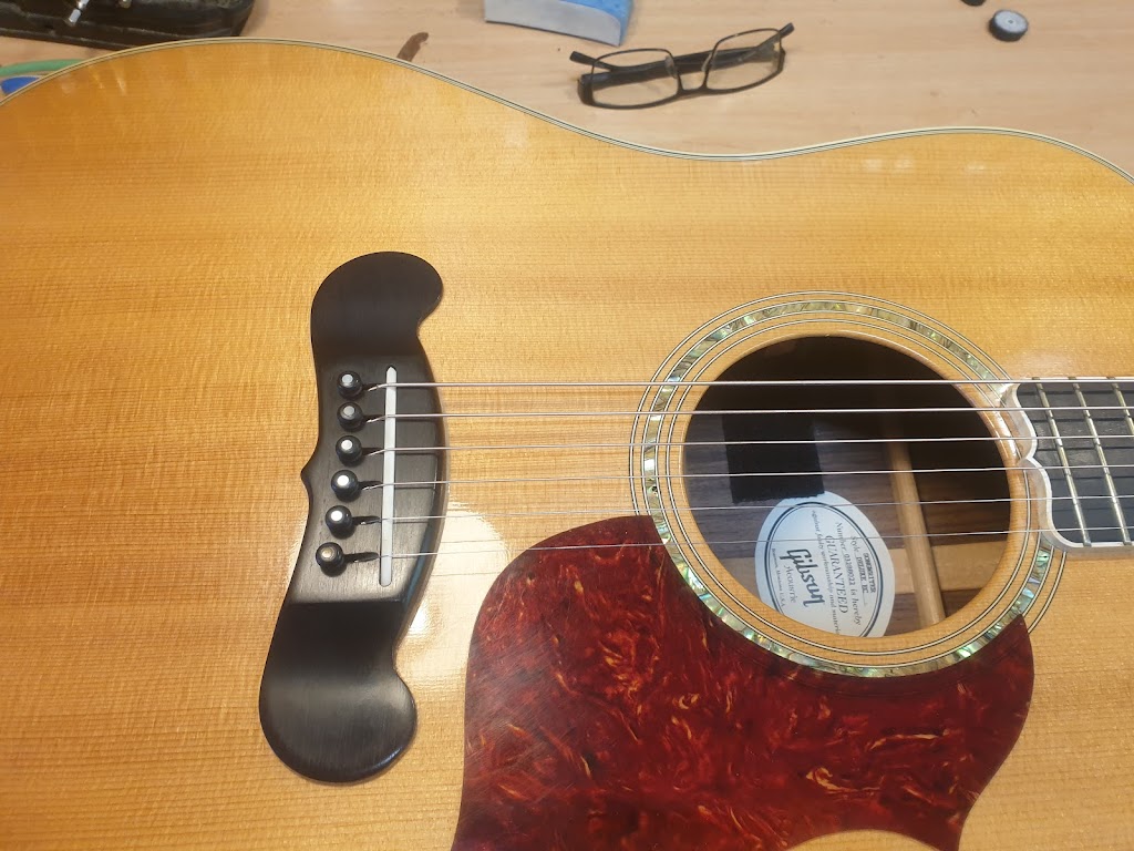 Mastena Guitars | 20 Siesta St, Camira QLD 4300, Australia | Phone: 0426 971 743