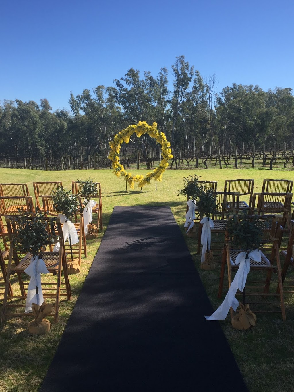 The Rutherglen Wedding Company | 24 Hunter St, Rutherglen VIC 3685, Australia | Phone: 0401 536 260