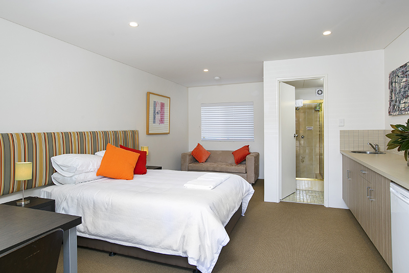 Thirroul Beach Motel | lodging | 222-226 Lawrence Hargrave Dr, Thirroul NSW 2515, Australia | 0242672333 OR +61 2 4267 2333
