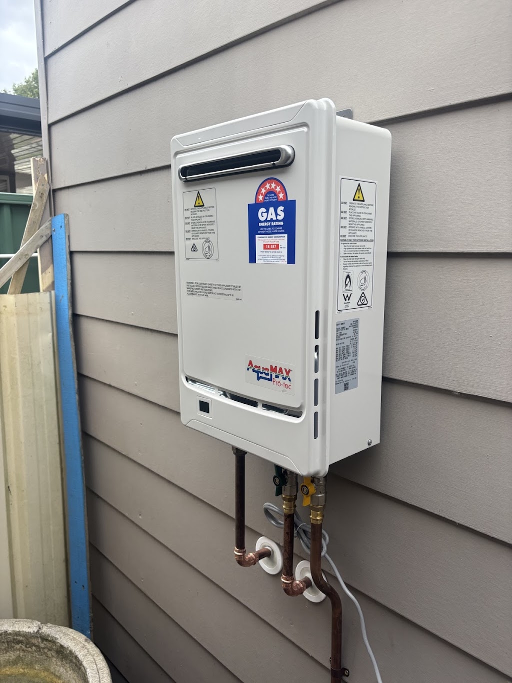 On Time Plumbing & Hot Water | 8 Sanctuary Pl, Wallalong NSW 2320, Australia | Phone: 0488 883 029