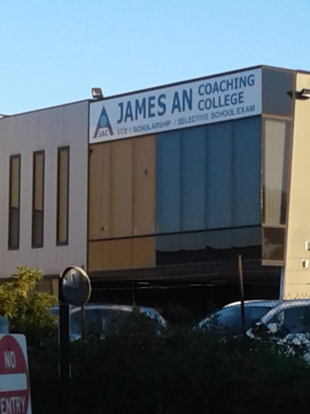 James An Coaching College Narre Warren | 35 Vesper Dr, Narre Warren VIC 3805, Australia | Phone: (03) 8774 7880