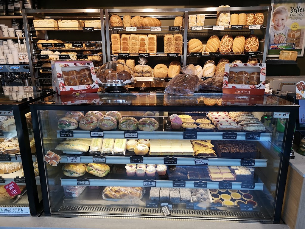 Brumbys | bakery | Shop 6D, Whitsunday Shopping Centre 226 Shute Harbour Road, Cannonvale QLD 4802, Australia | 0749481315 OR +61 7 4948 1315