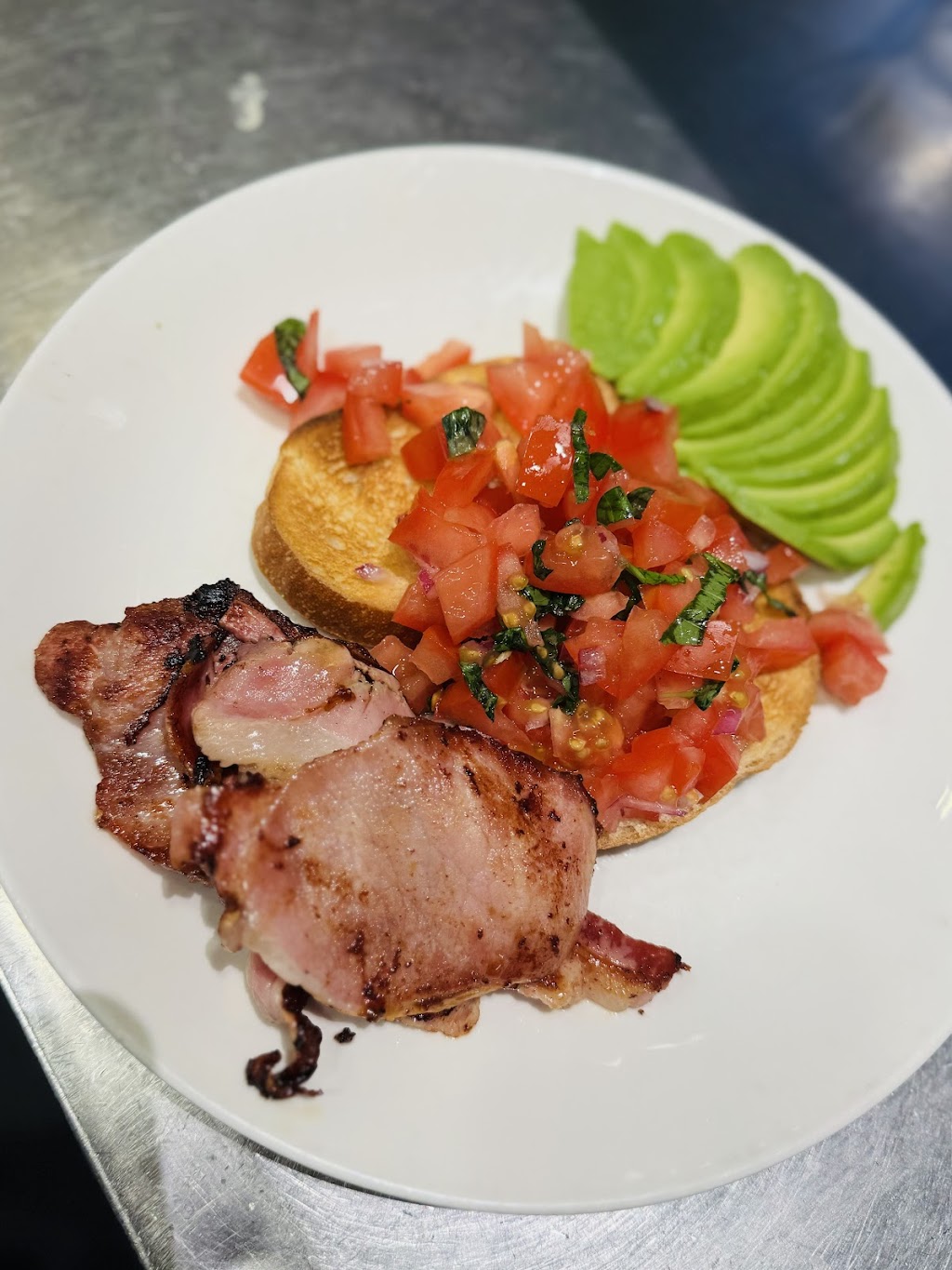 Aromas Cafe at the Fair | Erina Fair Dr, Erina NSW 2250, Australia | Phone: 0419 932 587