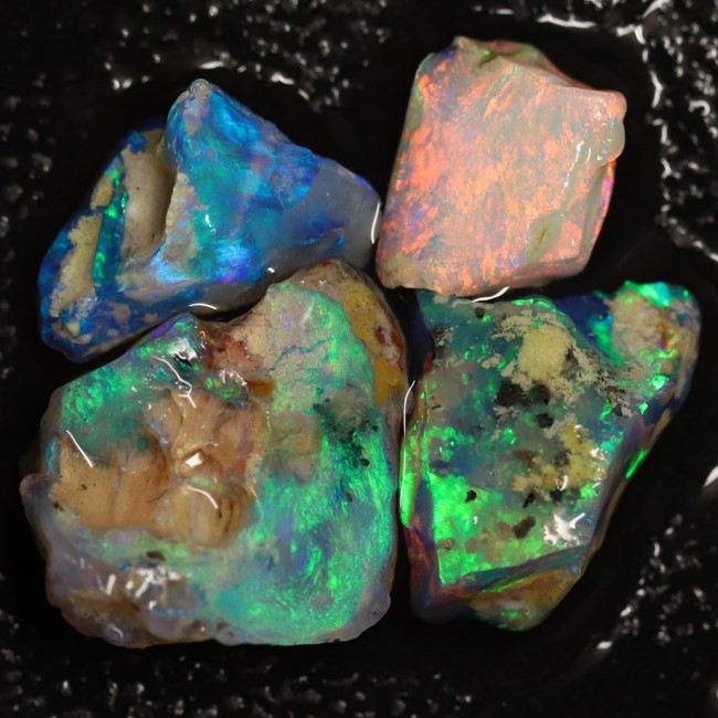 Absolute Opals & Gems |  | 66 Morilla St, Lightning Ridge NSW 2834, Australia | 0427291386 OR +61 427 291 386
