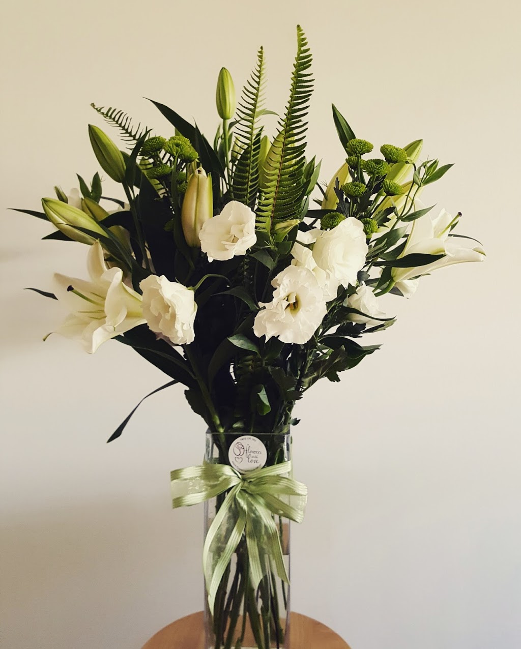 Flowers with Love | Shop 3A/37 Jerrabomberra Pkwy, Jerrabomberra NSW 2619, Australia | Phone: (02) 6255 8355